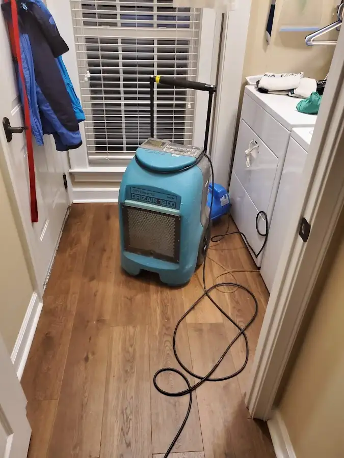 Commercial dehumidifier deployed for Crawl Space Restoration in Meridian